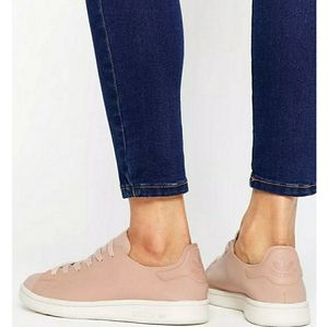 57. 💥Adidas Stan Smith Nude Sneakers💥
